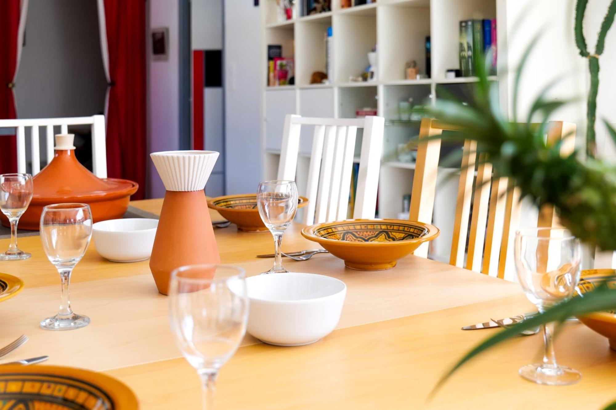 Holiday home Maison Recente Proche Centre-ville, 8 Personnes *