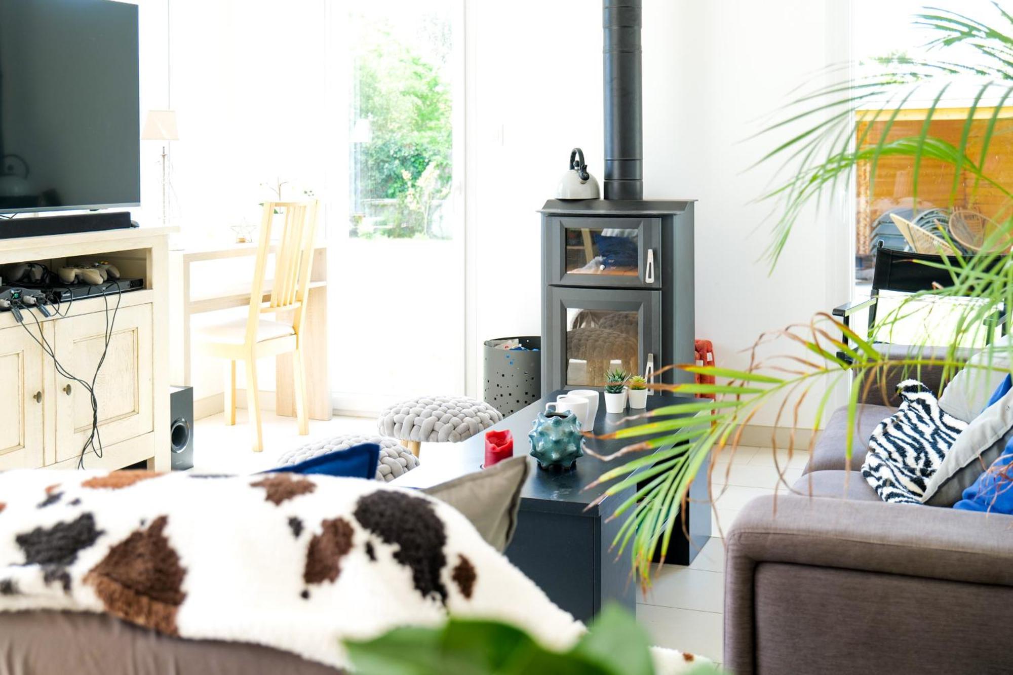 Holiday home Maison Recente Proche Centre-ville, 8 Personnes